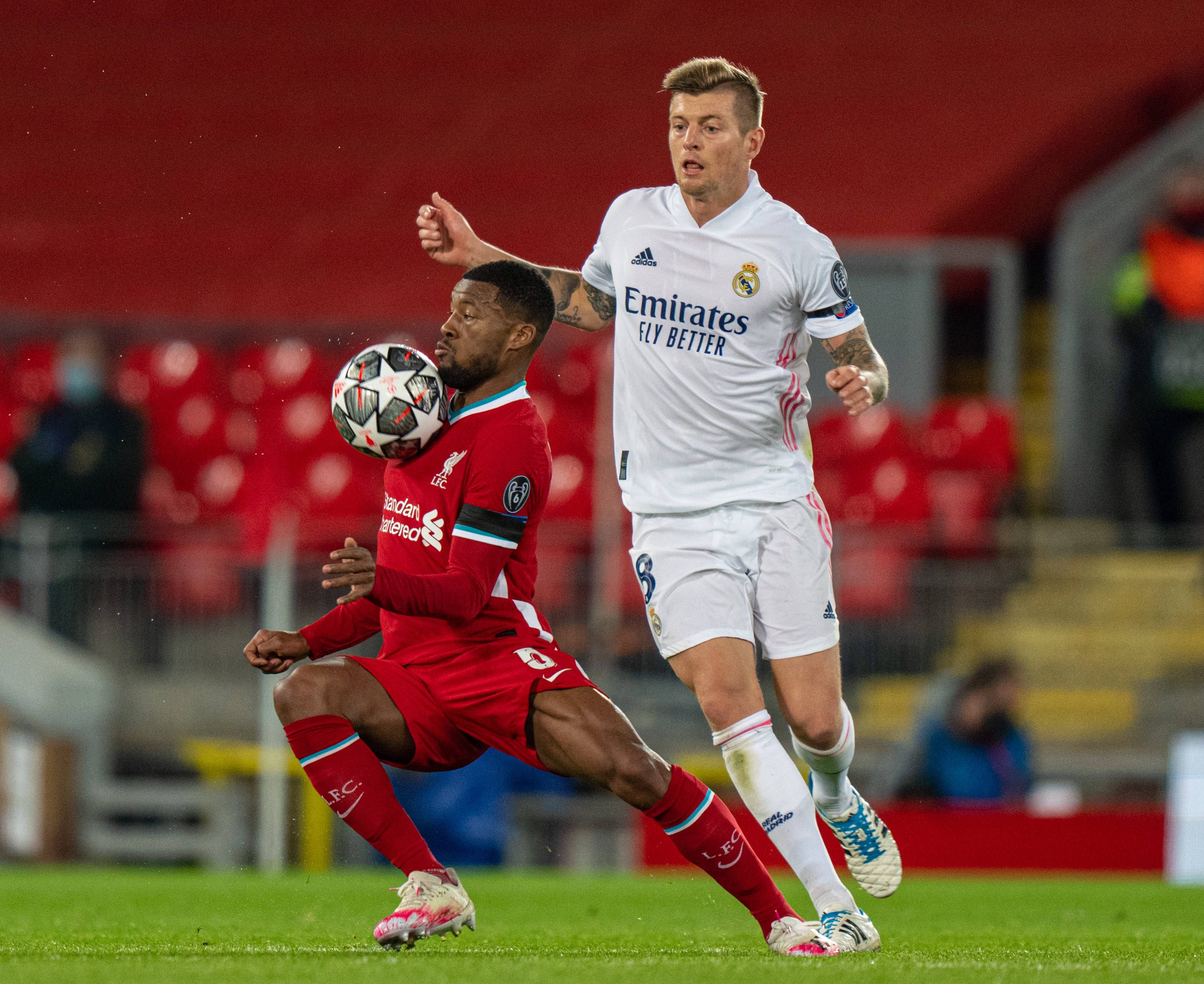 比赛 T1 对阵 Hanwha Life Esports 成为2025年最受欢迎的电子竞技比赛