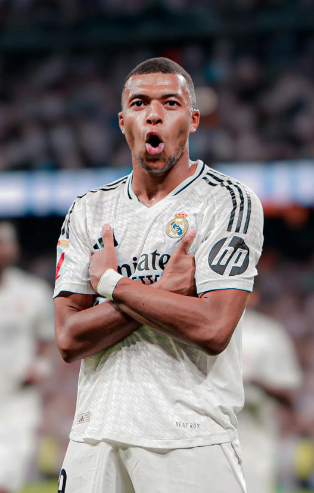 DOTA2裂变天地S1官方直播泄露了七支直邀战队 XG在内